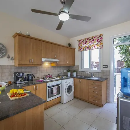 Marilia Вилла *