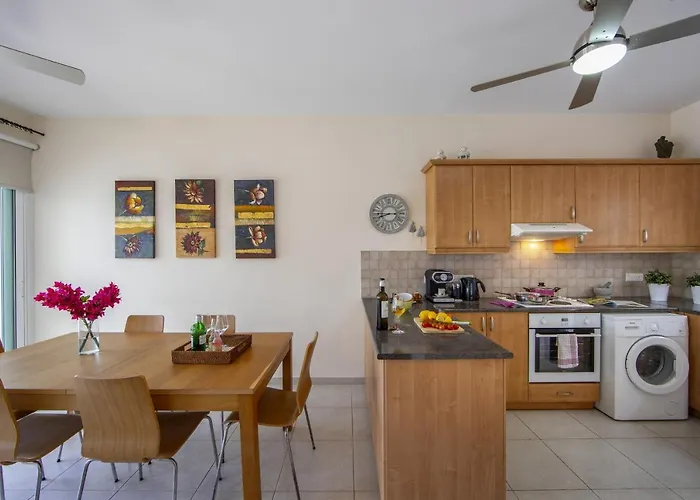 Marilia Willa Protaras